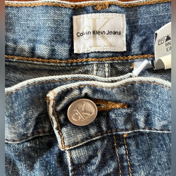 Calvin Klein Jeans Blue Jean Shorts Relaxed Fit - Picture 3 of 5